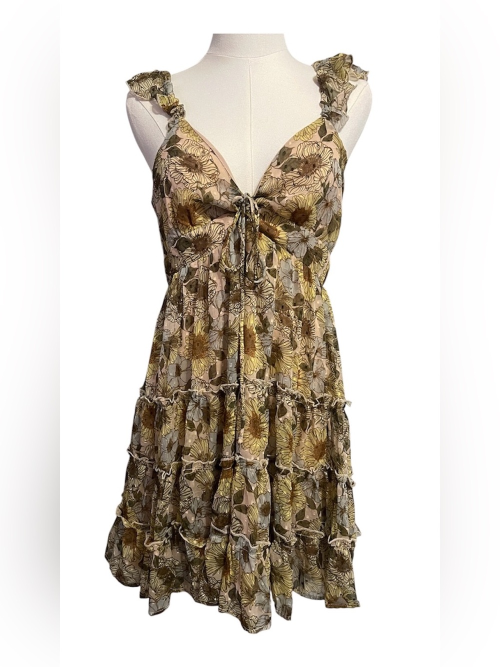 Beyond words mini dress Size M